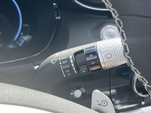 New 2025 Genesis Electrified GV70 Advanced w/ Prestige Package image 24