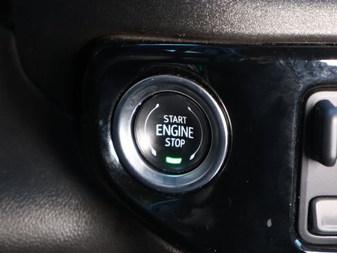 Used 2024 Chevrolet Silverado 1500 High Country image 23