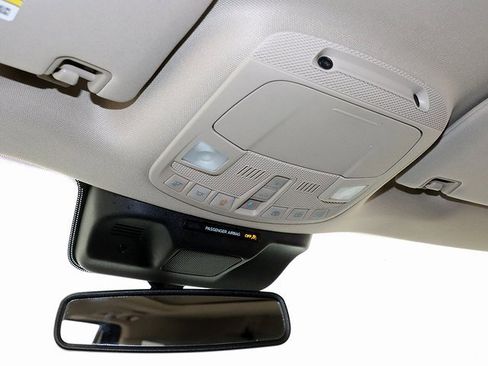 Used 2022 Ford Expedition XLT image 22