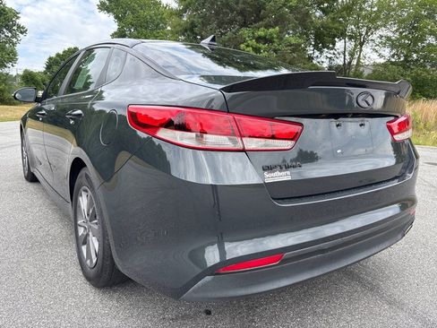 Used 2016 Kia Optima LX FWD image 3