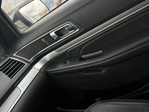 Used 2018 Ford Explorer Sport w/ Ford Safe & Smart Package image 39