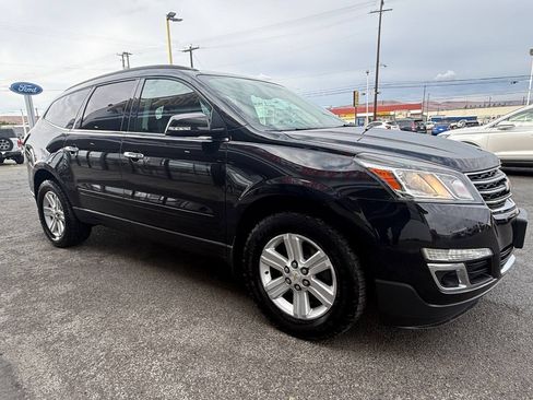 Used 2013 Chevrolet Traverse LT AWD/4WD image 2