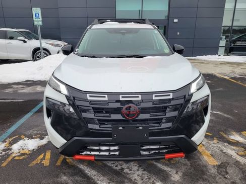 New 2026 Nissan Rogue SV w/ Rock Creek Premium Package AWD/4WD image 11