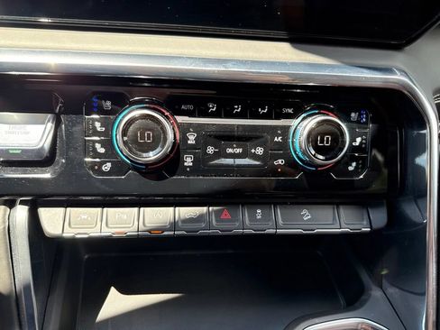 Used 2025 GMC Sierra 1500 Denali Ultimate AWD/4WD image 35