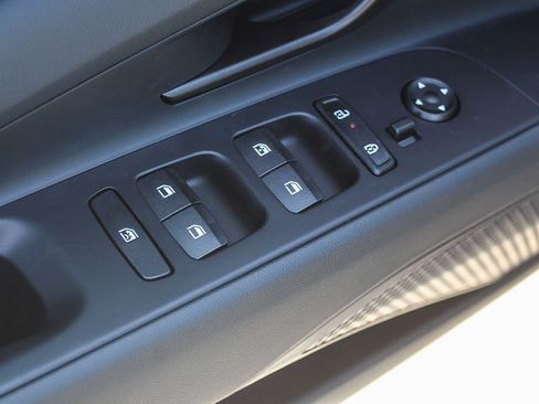 New 2026 Hyundai Elantra SEL Sport FWD image 28