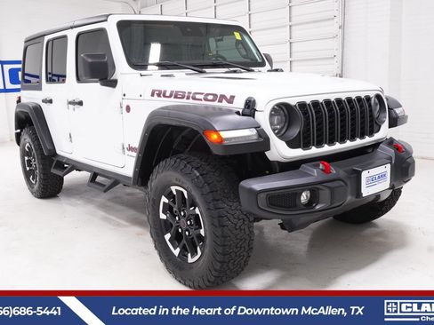 Used 2024 Jeep Wrangler Unlimited Rubicon AWD/4WD image 3
