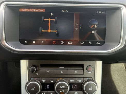 Used 2017 Land Rover Range Rover Evoque HSE Dynamic image 31