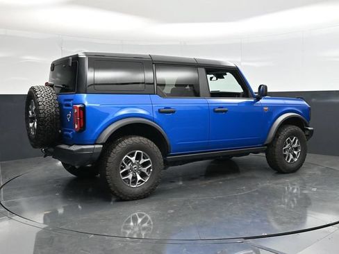 Used 2025 Ford Bronco Badlands AWD/4WD image 4