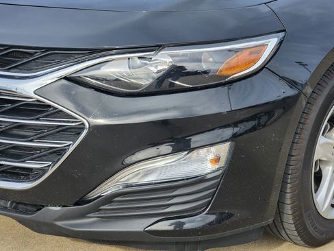 Used 2020 Chevrolet Malibu LS image 11
