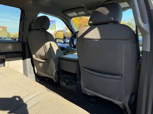 Used 2021 Ford F250 XLT w/ FX4 Off-Road Package AWD/4WD image 28