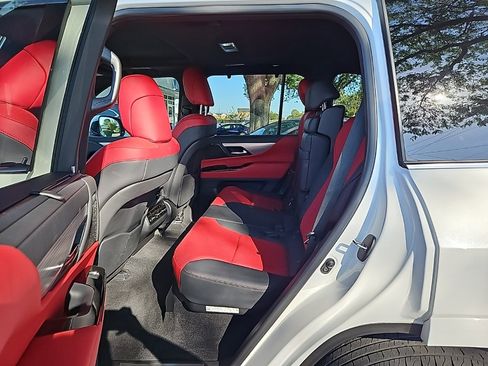 Used 2022 Lexus LX 600 F Sport image 37