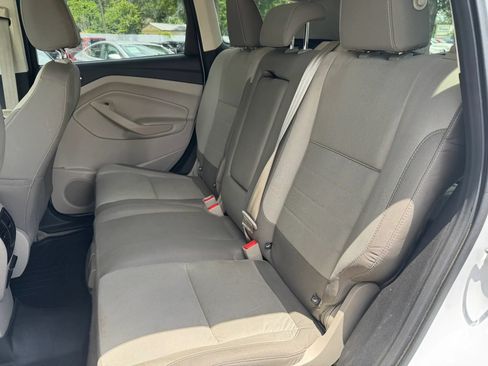 Used 2015 Ford Escape SE w/ Equipment Group 201A FWD image 12
