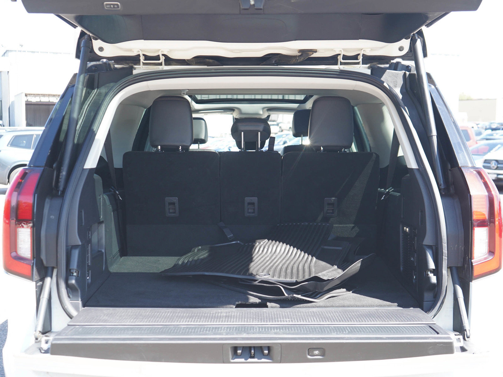 Used 2025 Ford Expedition Max Platinum w/ Driver's Package AWD/4WD image 18