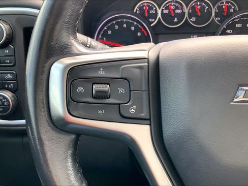 Used 2021 Chevrolet Silverado 1500 LT Trail Boss w/ Convenience Package II AWD/4WD image 24