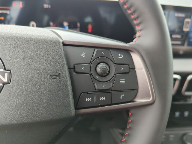 Used 2026 Nissan Sentra SR w/ Floor Mat Package FWD image 84