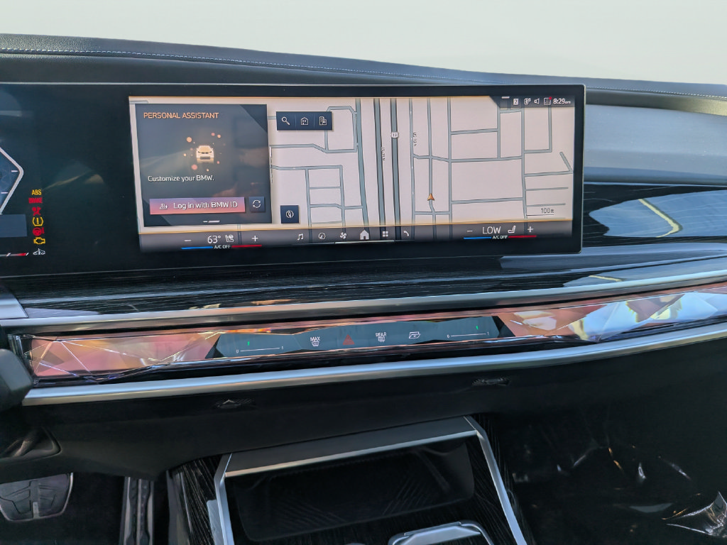 Used 2023 BMW 740i RWD image 19