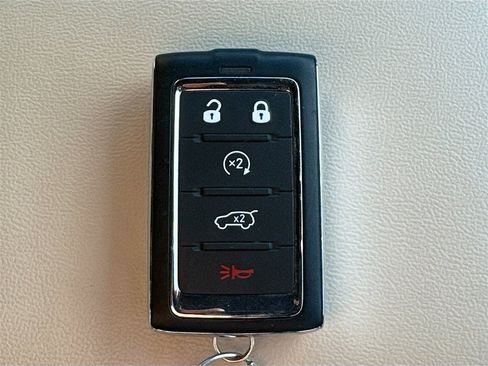 Used 2024 Jeep Grand Cherokee Limited image 30