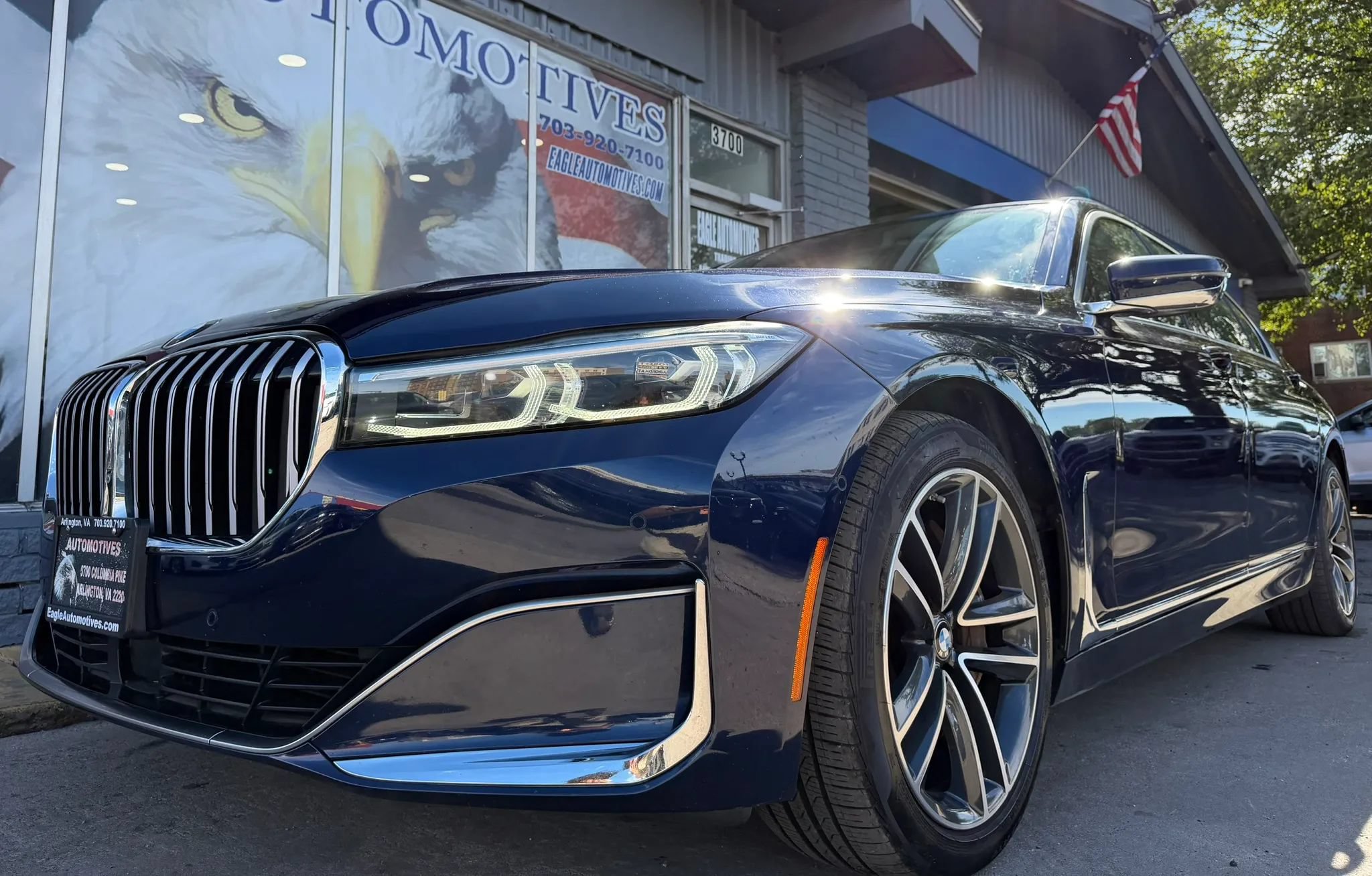 Used 2022 BMW 750i xDrive w/ Executive Package AWD/4WD image 7