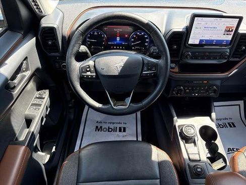 Used 2022 Ford Bronco Sport Outer Banks w/ Tech Package AWD/4WD image 6