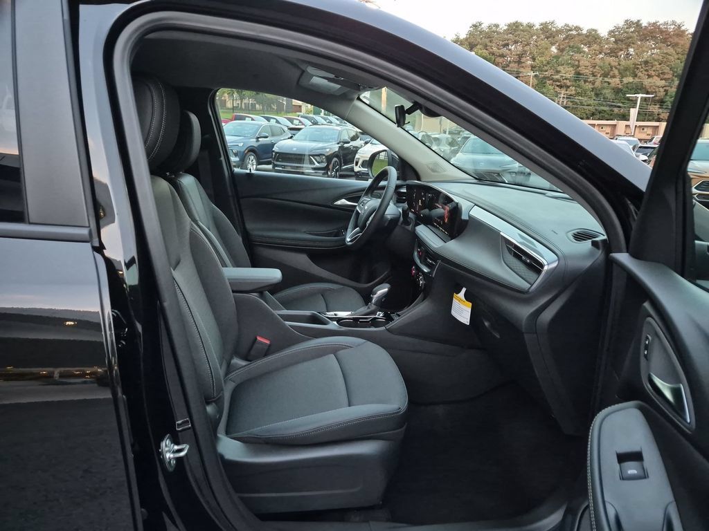 New 2026 Buick Encore GX Preferred w/ Comfort Package AWD/4WD image 35