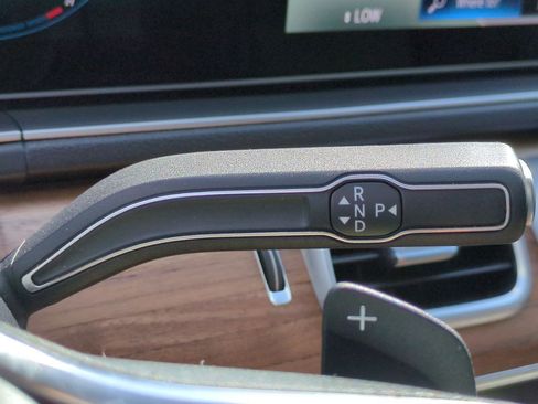 Used 2023 Mercedes-Benz GLE 350 4MATIC image 28