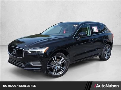 Used 2019 Volvo XC60 T5 Momentum w/ Premium Package