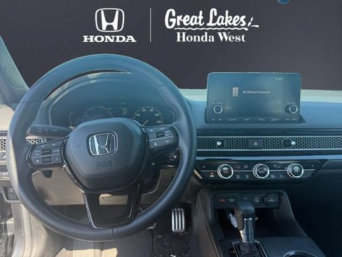 Used 2025 Honda Civic Sport image 9