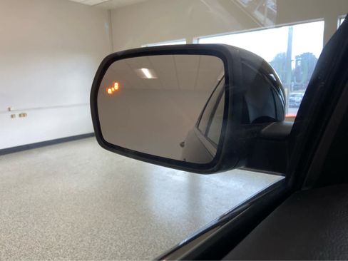 Used 2024 Ford Edge SEL w/ Convenience Package AWD/4WD image 37