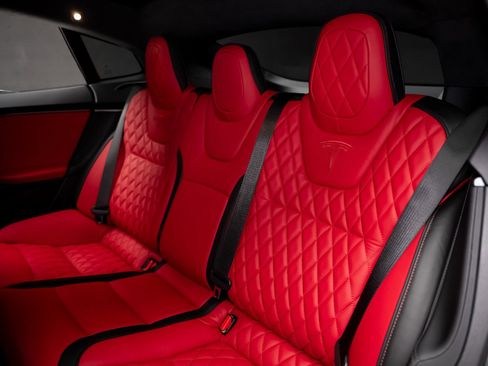 Used 2021 Tesla Model S Performance image 62