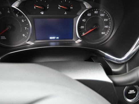 Used 2023 Chevrolet Equinox LT FWD image 10