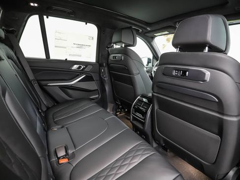 New 2026 BMW X5 xDrive40i w/ Executive Package AWD/4WD image 26