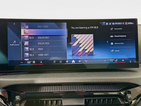 Used 2026 BMW 230i Coupe w/ Premium Package image 11