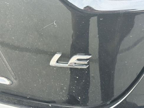 Certified 2024 Toyota Corolla LE FWD image 10