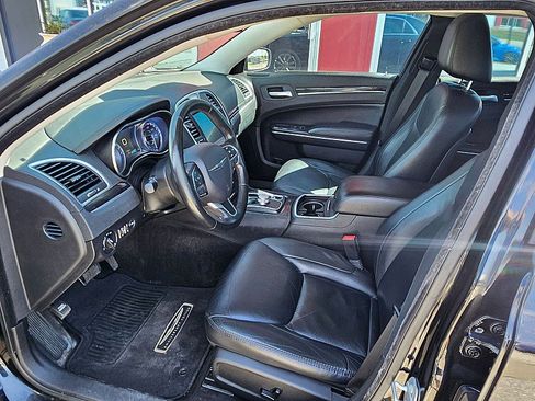 Used 2016 Chrysler 300 Limited AWD/4WD image 9