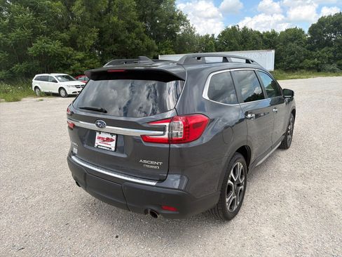 Used 2023 Subaru Ascent Touring AWD/4WD image 6