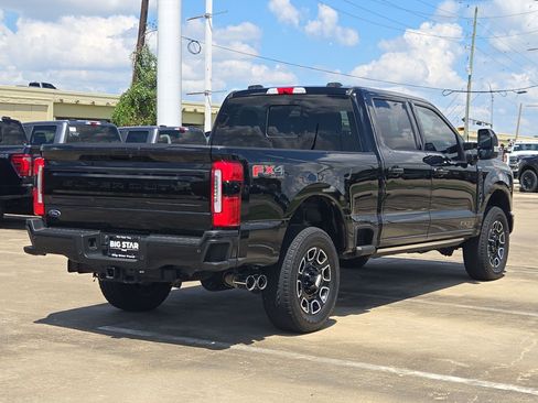 Used 2025 Ford F250 Platinum w/ FX4 Off-Road Package AWD/4WD image 9