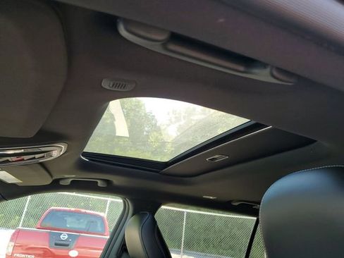 New 2025 Jeep Grand Cherokee L Altitude image 13