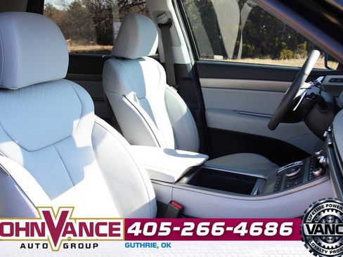Used 2025 Hyundai Palisade SEL image 17
