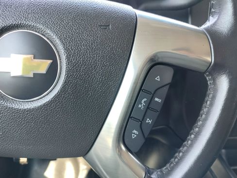 Used 2019 Chevrolet Express 3500 Extended w/ Driver Convenience Package image 47