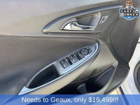 Used 2024 Chevrolet Malibu LS FWD image 38
