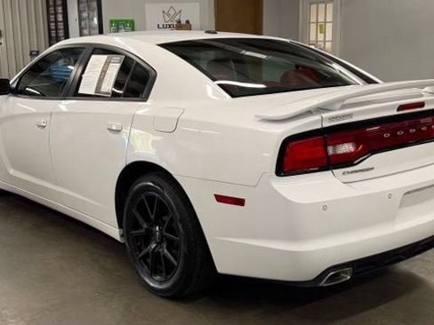Used 2014 Dodge Charger R/T RWD image 14