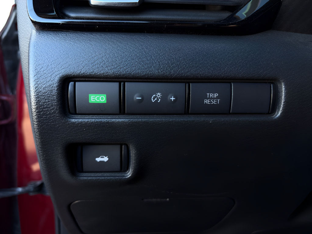 Used 2021 Nissan Sentra SV w/ SV Premium Package FWD image 15