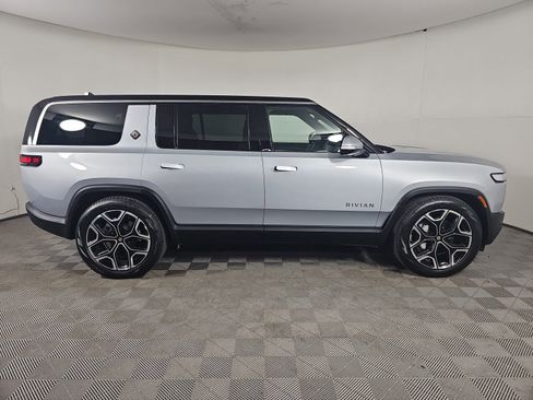 Used 2024 Rivian R1S Adventure image 6