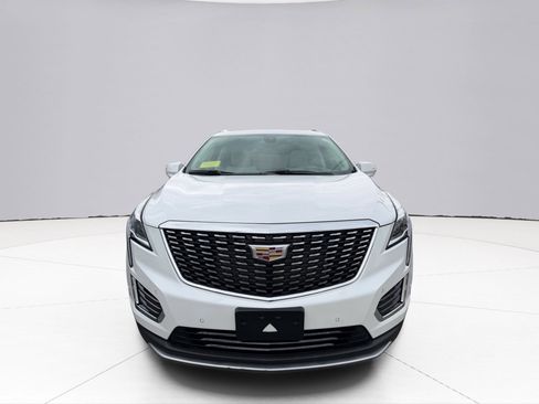 Used 2023 Cadillac XT5 Premium Luxury w/ Technology Package AWD/4WD image 17
