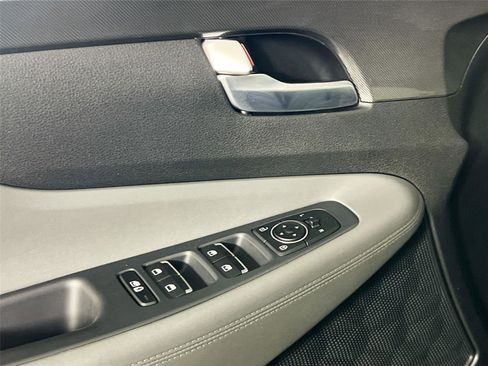 Used 2023 Hyundai Santa Fe SEL image 16