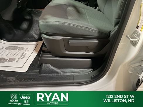 New 2026 RAM 5500 Tradesman AWD/4WD image 35
