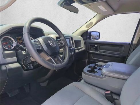 Used 2018 RAM 1500 Express w/ Express Value Package RWD image 9