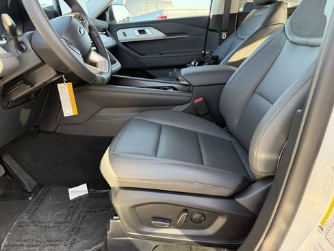 New 2026 Ford Explorer Active w/ Active Comfort Package RWD image 27