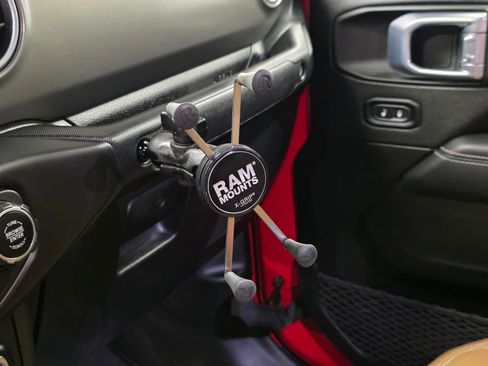 Used 2021 Jeep Gladiator Rubicon image 37