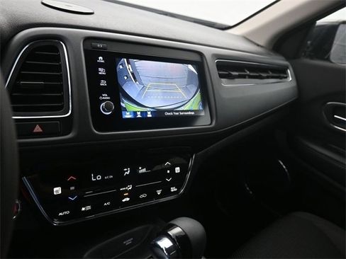 Used 2022 Honda HR-V EX image 12